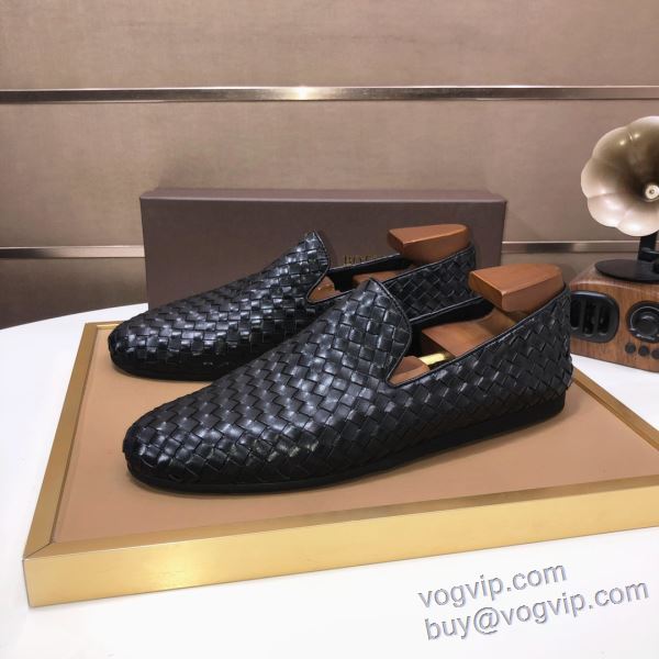 お洒落な存在感 ボッテガ ヴェネタ BOTTEGA VENETA 2025数量限定低価 スリップオン カジュアルシューズ ブランドスーパーコピー